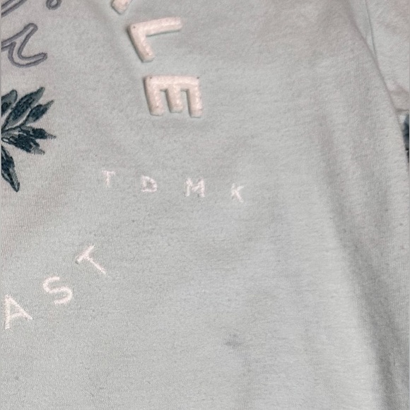 Aeropostale Women’s Graphic Tee size M blue - Picture 7 of 7